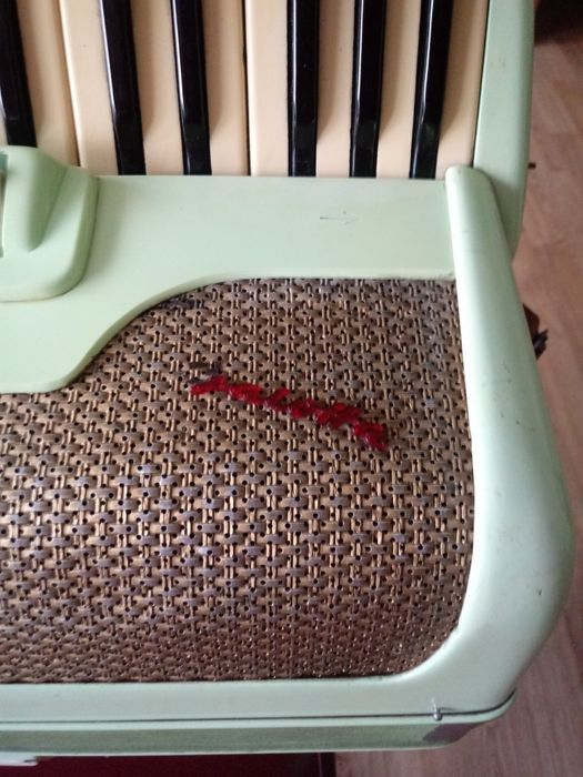 Akordeon Weltmajster 96 basòw