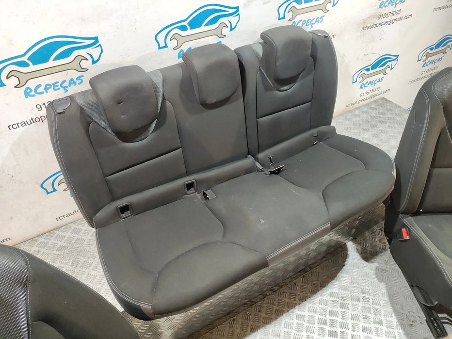 Conjunto Bancos Tecido Renault Clio IV 4