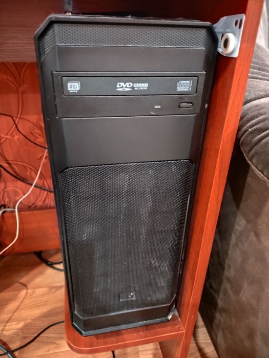 Продам системный блок и монитор