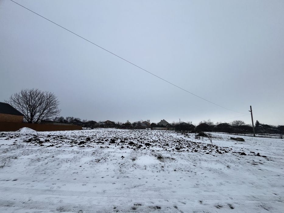 Продається земельна ділянка 13 сот. на селищі Сонячному