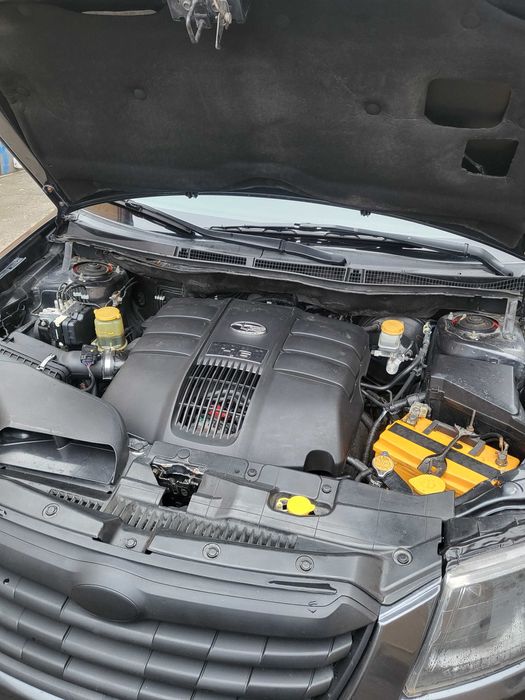 Subaru Tribeka 2008 г. В 10