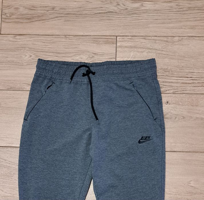 Szare Spodnie Dresy Nike Rozmiar S