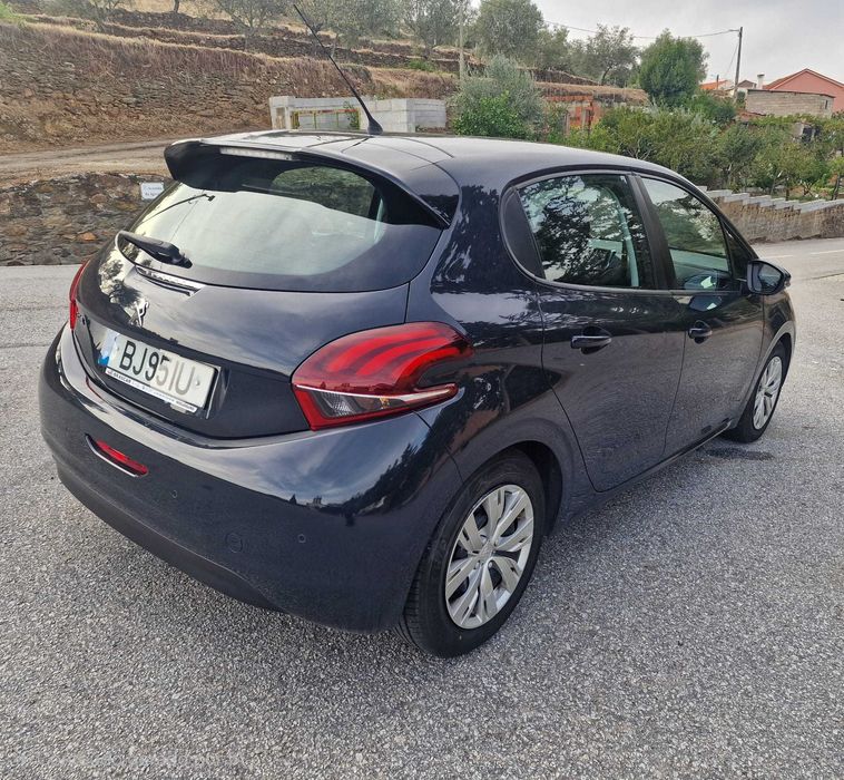 Peugeot 208 1.6 BlueHDi Active