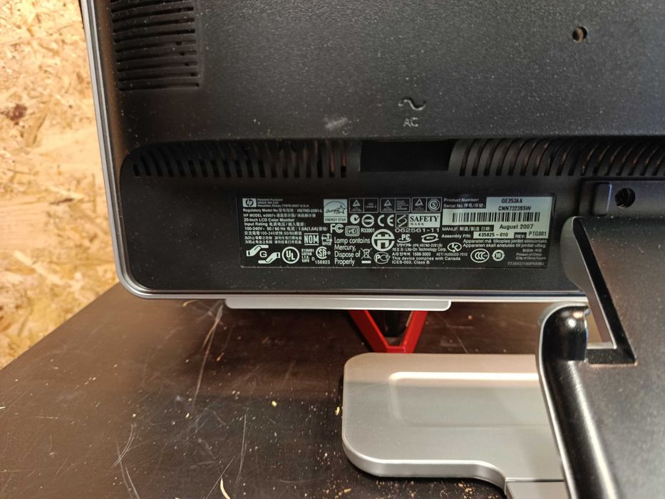 Monitor LCD marki HP