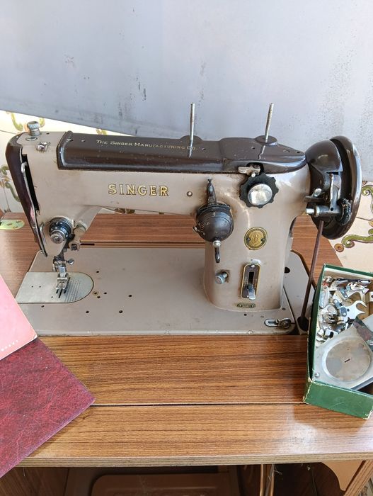 Máquina de costura Singer