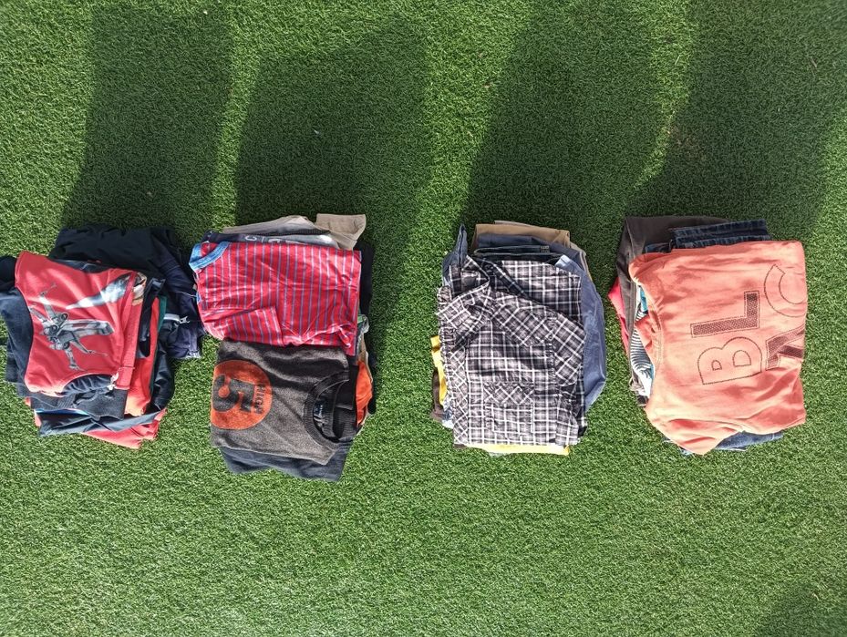 Menino  7-8 anos roupa em muito bom estado