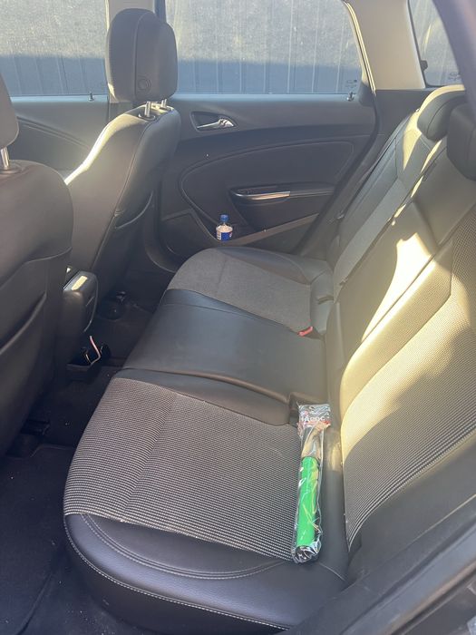 Продам Opel Astra j