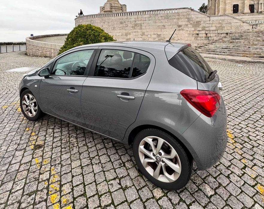 Opel Corsa E 1.3 - Disel - 156mil km - Negociável