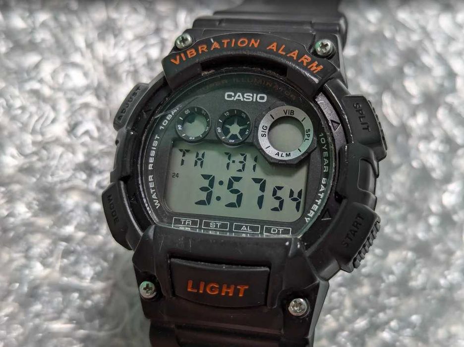 Фирменные оригинальные часы Casio W-735H Вибросигнал illuninator