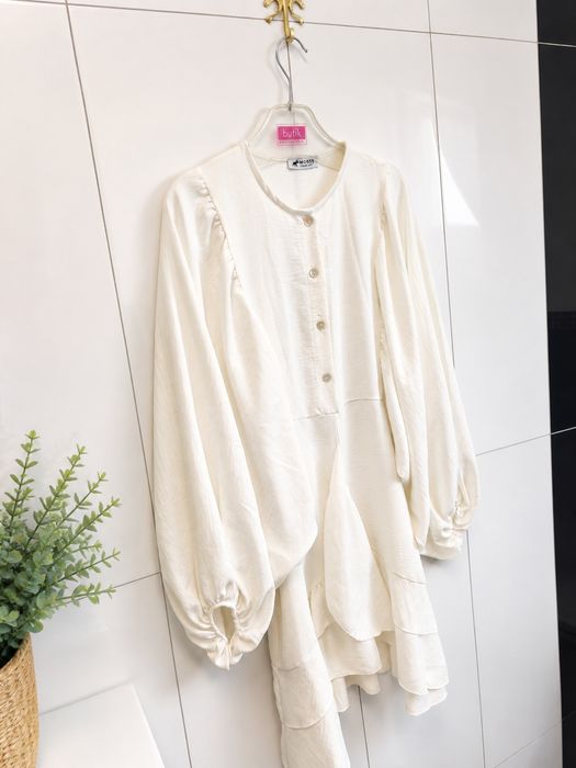 Zwiewna sukienka ecru boho falbany uniwersalna S-XL