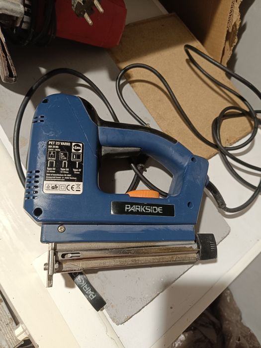 Zszywacz elektryczny Parkside