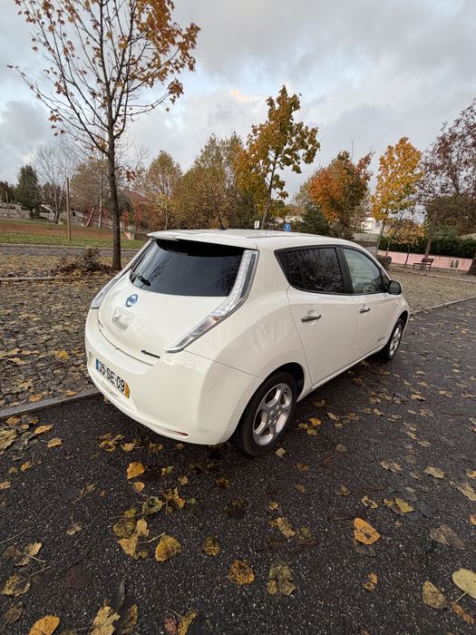 Nissan leaf  30kwh