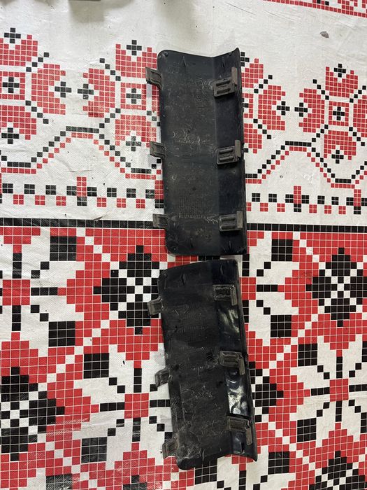 Левая Заглушка заднего бампера мл270 рест. W163