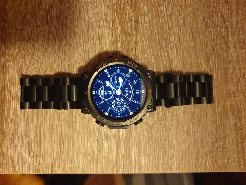 Magnifico SSmartwatch marca Senbono Estilo Militar