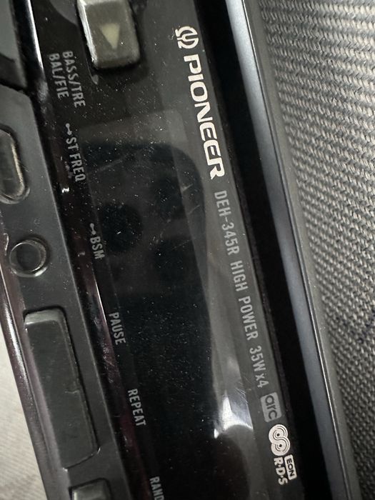 Radio samochodowe pioneer DEH-345R