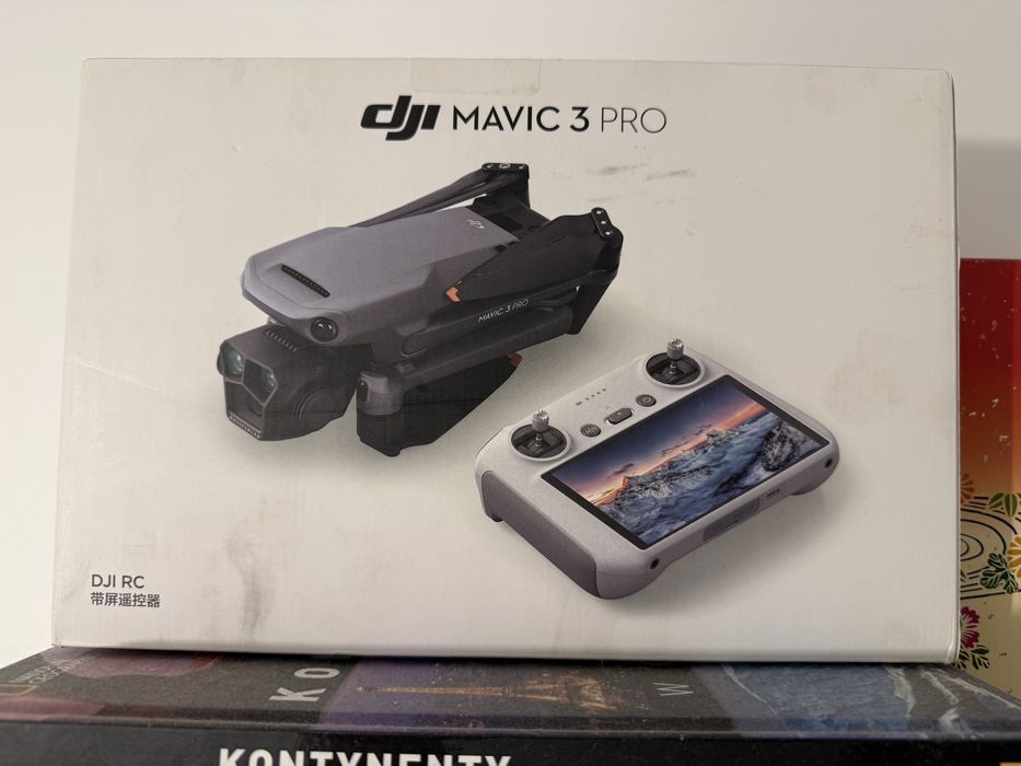 Puste pudelka od sprzetu DJI