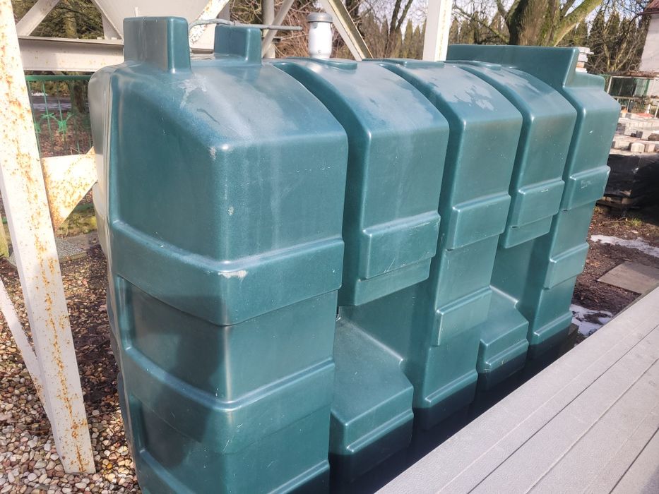 Zbiornik na wodę szambo paliwo bufor
