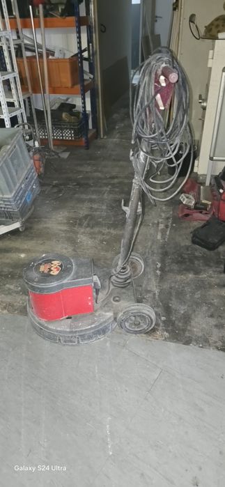 Maquina polidora de chão