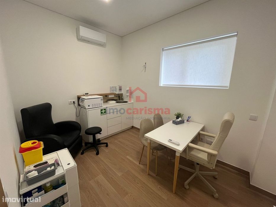 Clínica Dentária e Clínica Médica para Venda em Santo Tirso