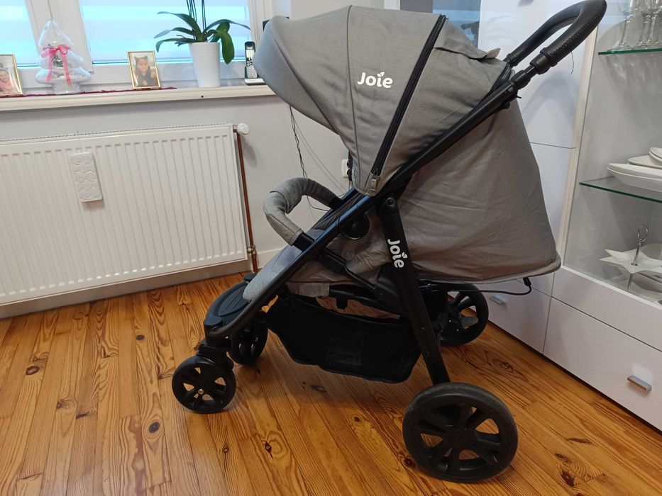 Wózek spacerowy Joie