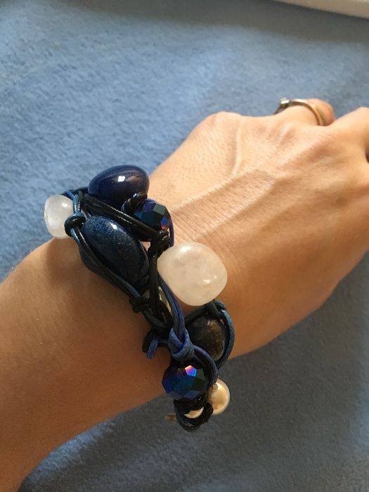 Bransoletka z kamieniami