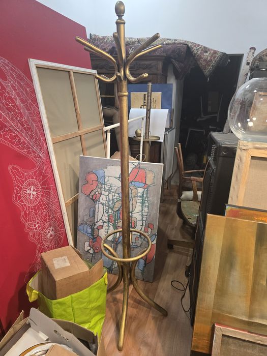 Wieszak na ubrania, złoty