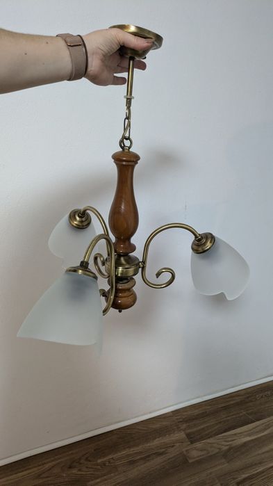 Conjunto de candeeiro de tecto e mesa