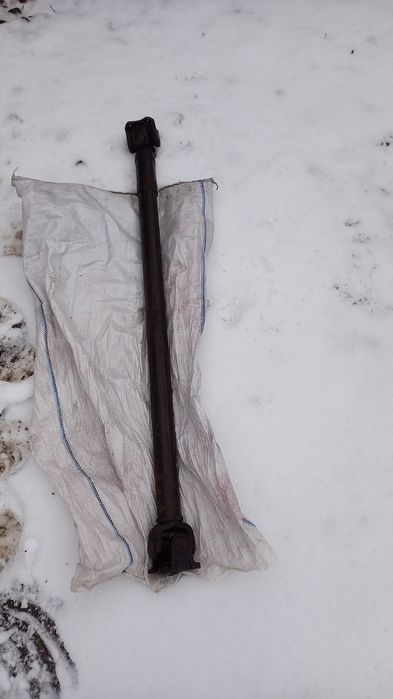 Кардан на автомобіль