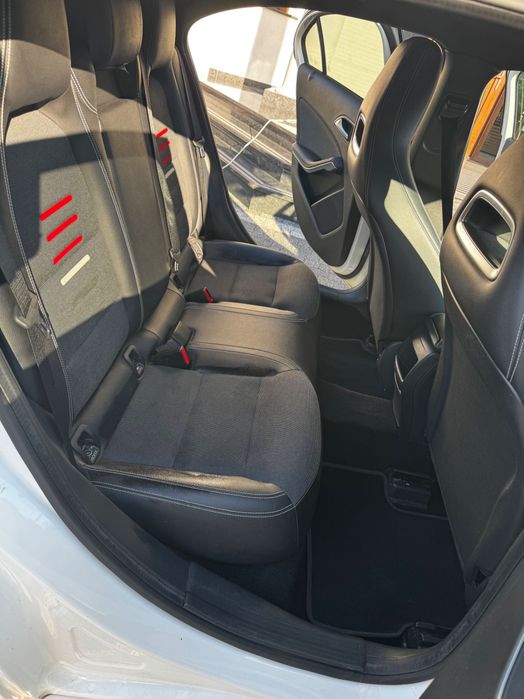 Mercedes Benz A160
