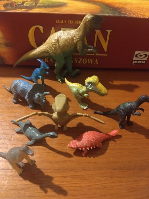 Dinozaury figurki