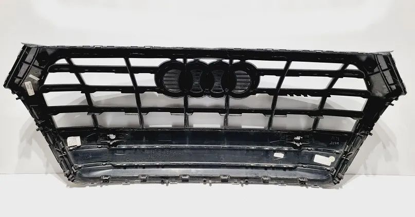 Atrapa grill Audi Q5 ii s-line 80a