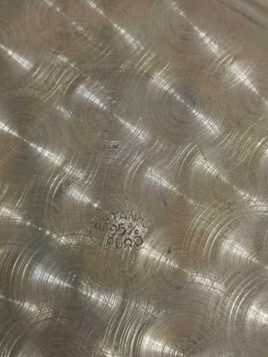 Prato decorativo em estanho