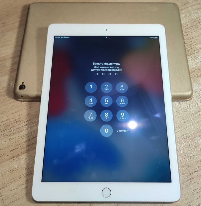 Apple A1567 iPad Air 2 / заблокований