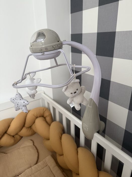 Łóżeczko Sundvik/materac/karuzela/ kpl do spania