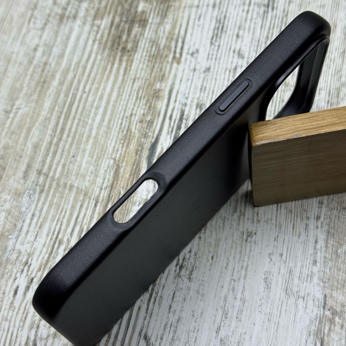 Чехол кожа Leather Case MagSafe на iPhone 17 Pro Max/ 17 Pro Чохол
