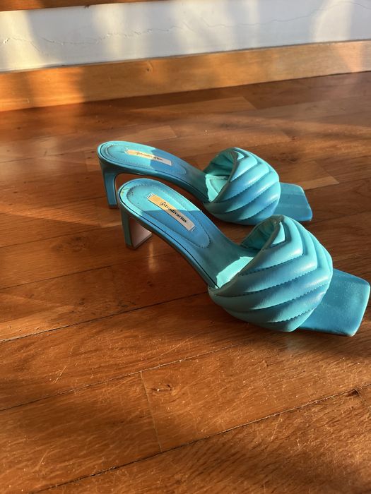 Sandálias azuis de tacão médio,Stradivarius,tamanho 37,10€