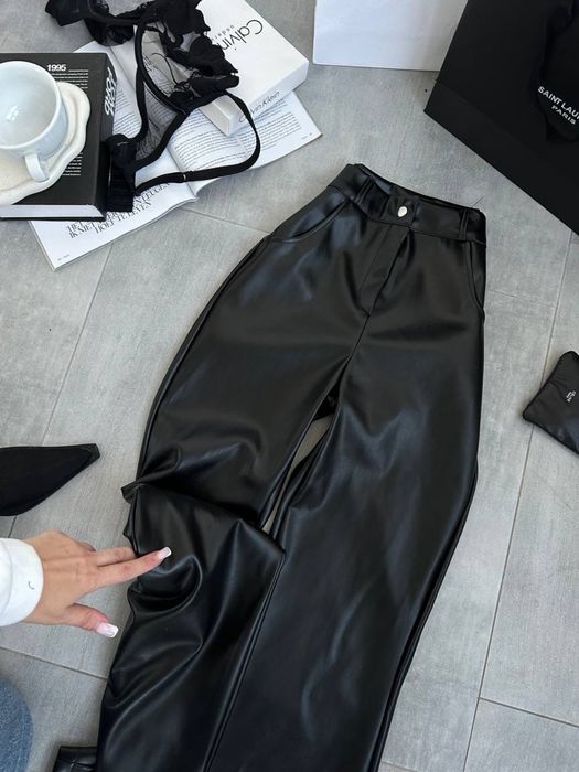 Жіночі шкіряні штани якісні на замші ( з легким утепленням )