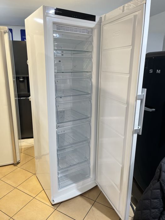*Zamrażarka*noFrost*Zamrażarka* do Gastronomii*
