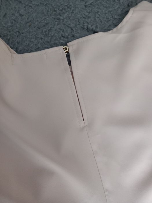 Sukienka z kieszeniami