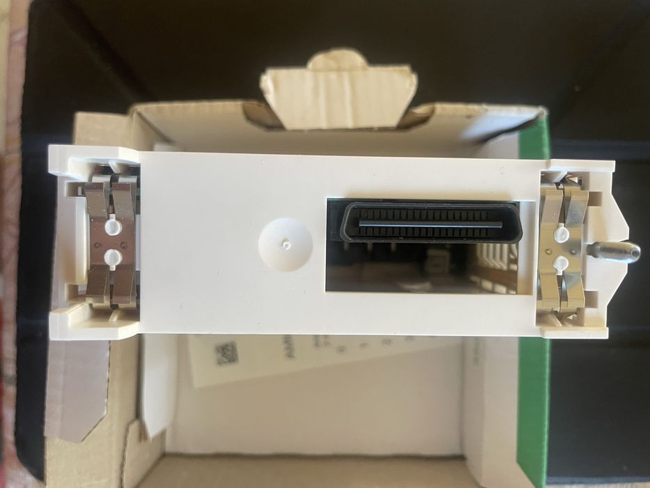 Schneider Electric BMXAMM0600 Modicon X80 аналоговий модуль НОВИЙ