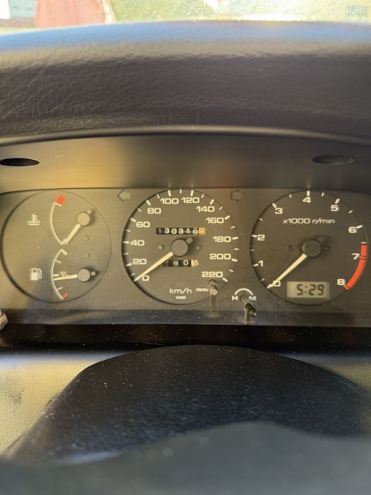 Nissan Primera P10 1.6 Gasolina |130.319 km | 1993 | Inspecao Até Novembro 2027 — photo 5