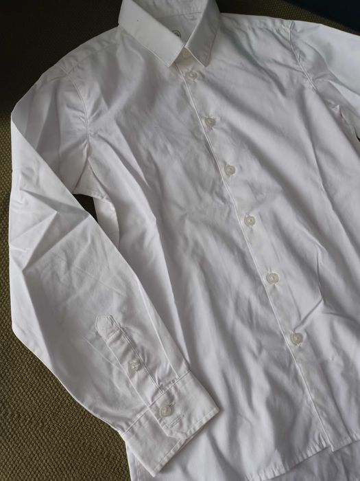 Koszula biała galowa.
