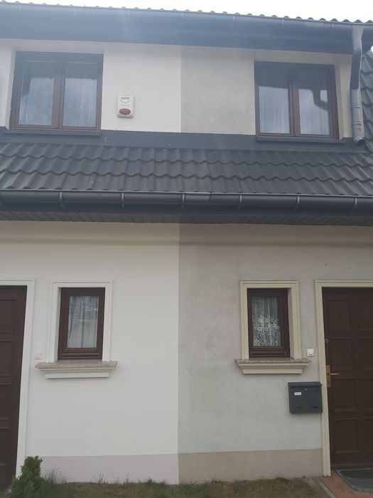 Malowanie ścian i ochrona przed glonem,  konserwacja.
