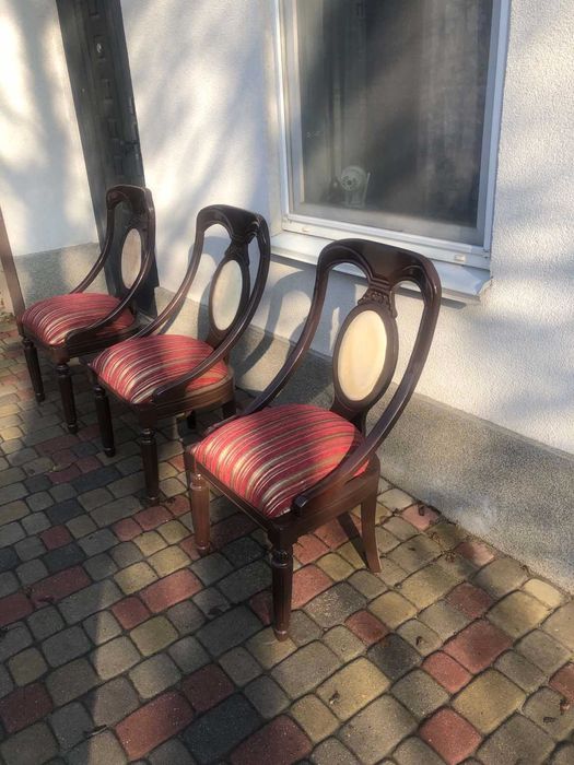 Стулья антикварные