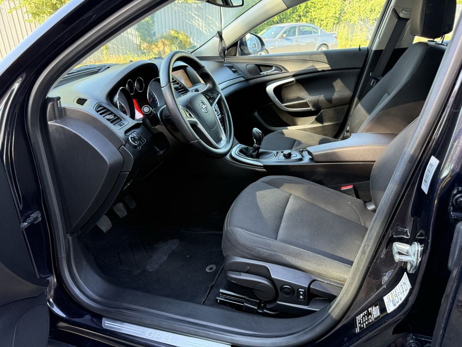 Opel Insignia з Німеччини Розмитнена