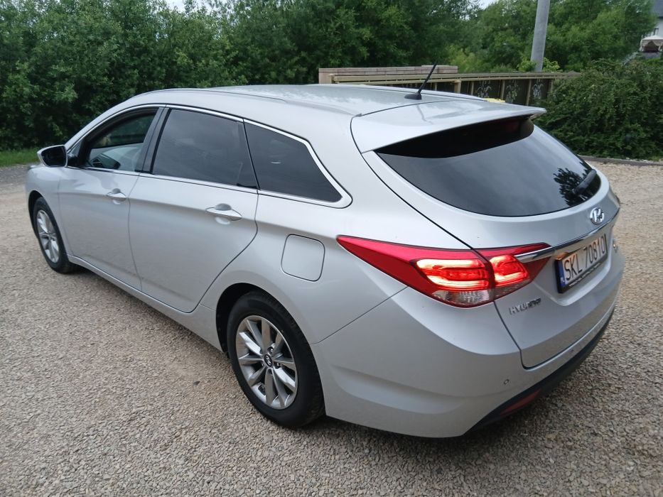 Hyundai i40 1.7 CRDI 141 PS  led Czujniki