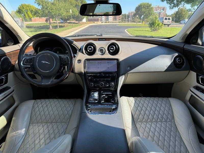 2016  Jaguar  XJL