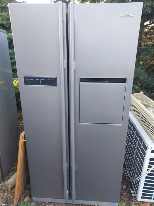 Lodówka side by side