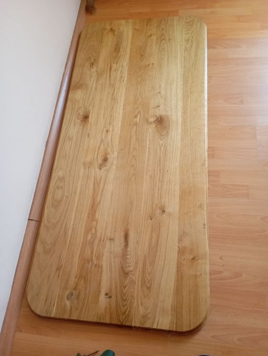 Столишниця дубового столу