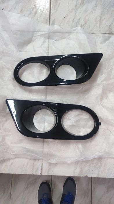 Molduras Faróis de Nevoeiro BMW E46 M3 / M-Tech Preto Brilhante (Novas)